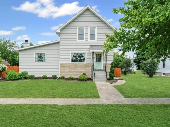 103 S Locust St, Loda, IL 60948
