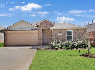 10405 SW 41st Pl, Mustang, OK 73064