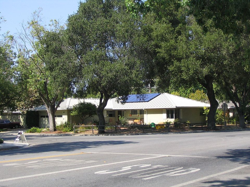 210 Laurel Street