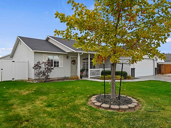 2nd image of 16907 N Wessex Ln