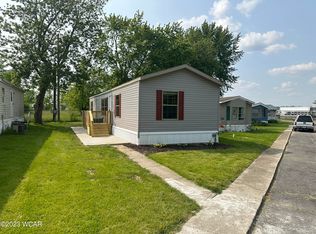 1503 Findlay Rd, Lima, OH 45801