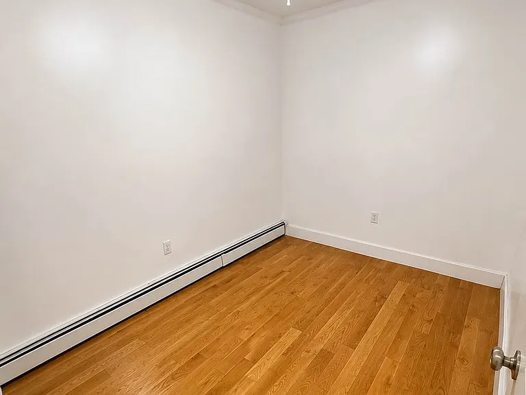9 Monroe St #1 — Photo 6