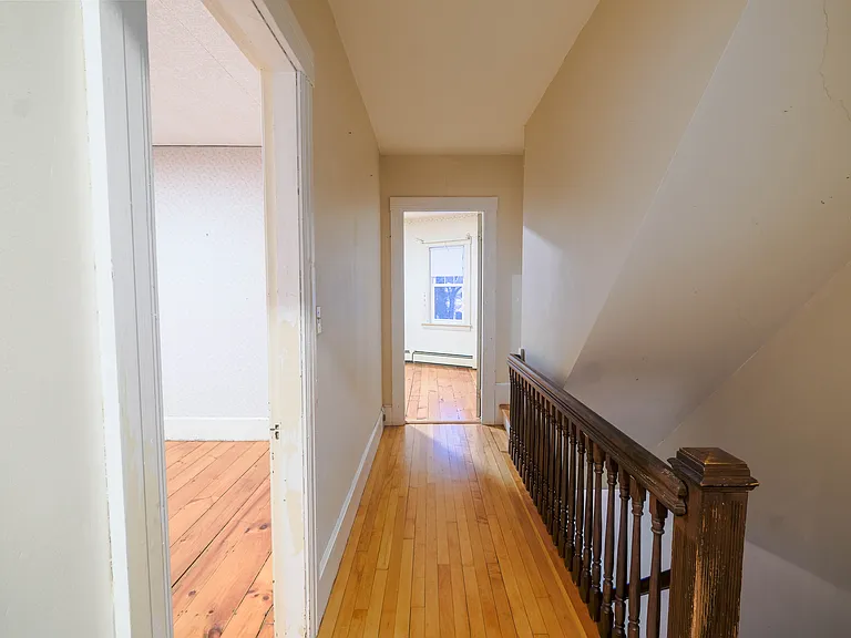 76 Walnut St — Photo 20