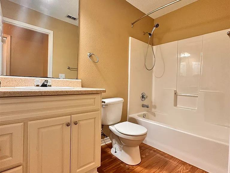 4856 Genevive Ct — Photo 16