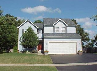 2117 N Woodoak Dr, Round Lake Beach, IL