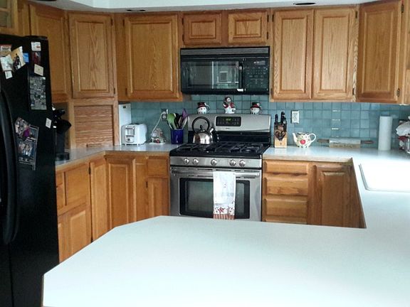 4th image of 6520 187th Ave E