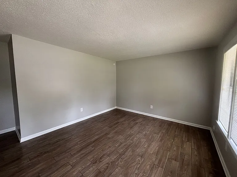 5293 Beaverton Dr — Photo 12