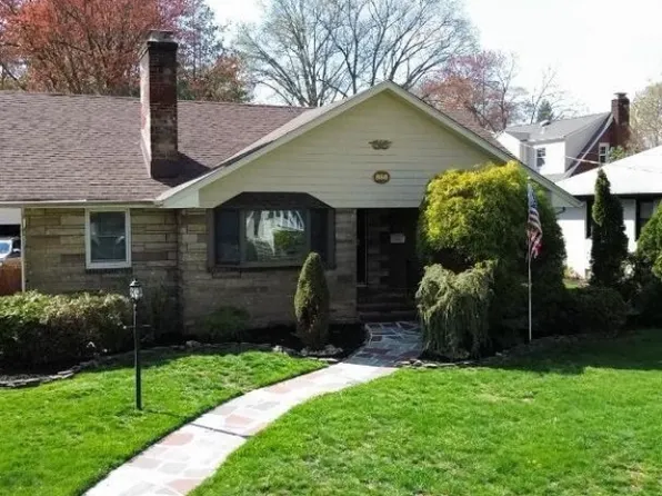 866 Madison Ave, Rahway City, NJ 07065