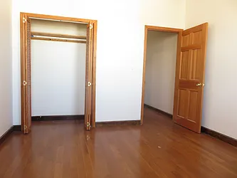 Rented by Rennit Inc.