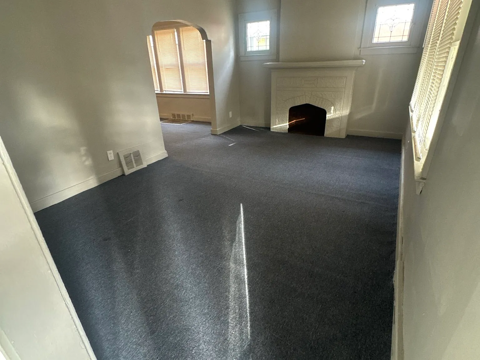 4 bed, 2.0 bath, 1250 sqft, $1,400 — Photo 3