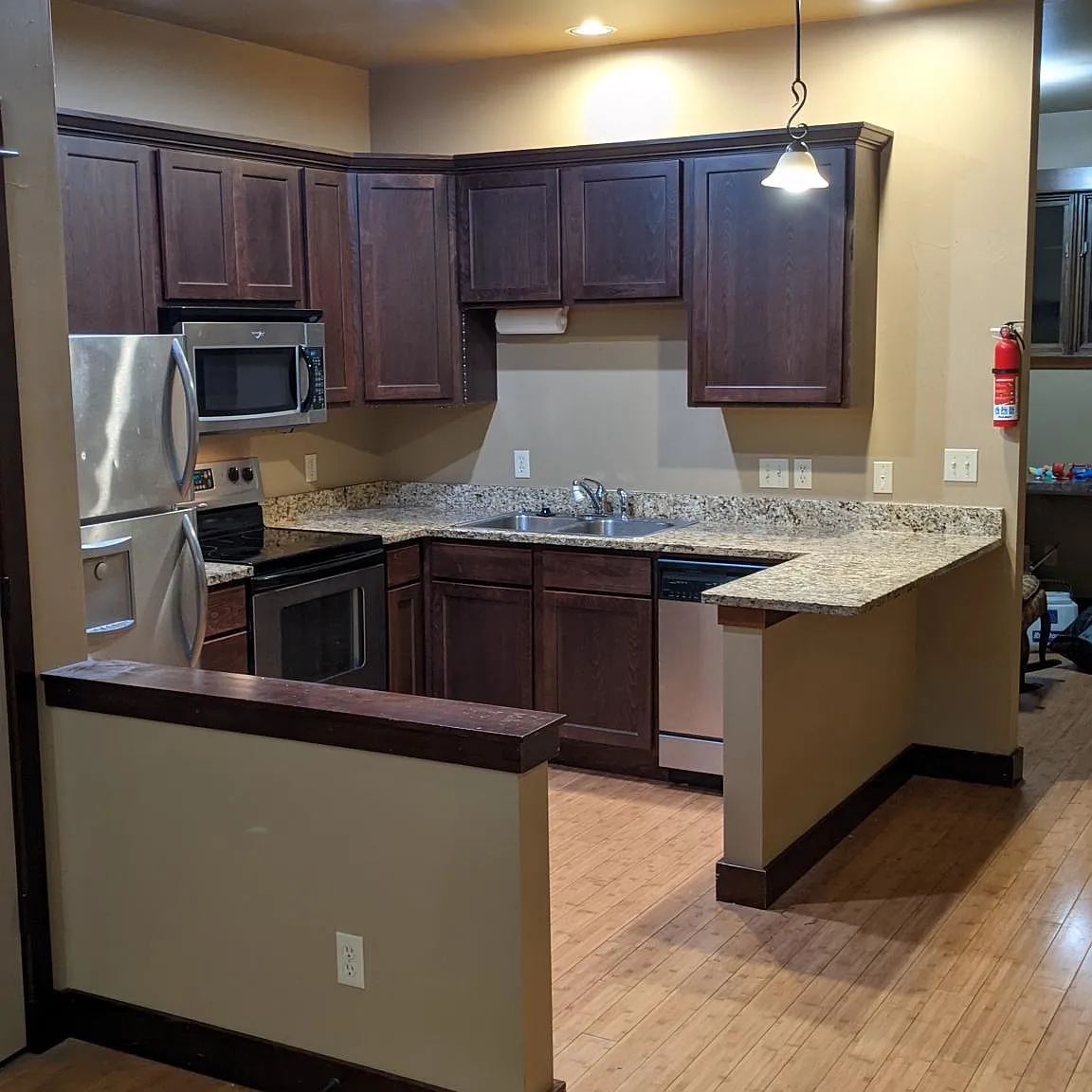 3 bed, 2.5 bath, 1700 sqft, $2,625 — Photo 1
