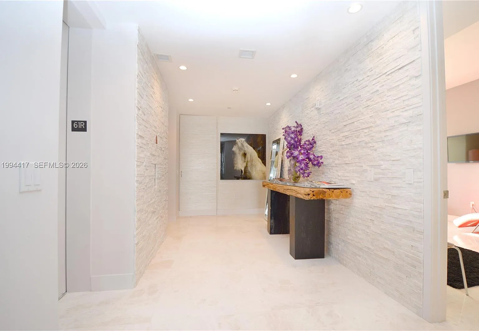 Marquis Condo — Photo 4