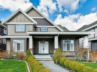 15833 108th Ave, Surrey, BC V4N1J8