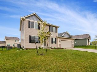 3539 Horton Cir, Clive, IA 50325