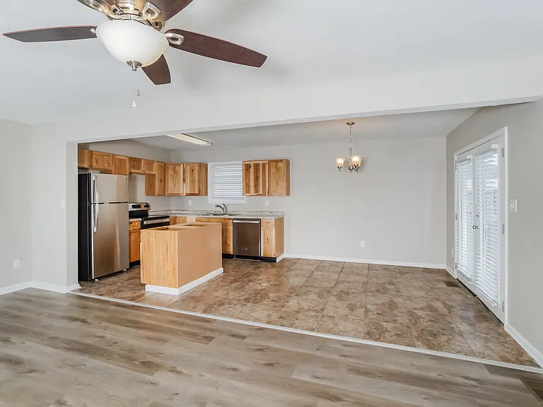 9906 Brooks Bend Rd — Photo 7