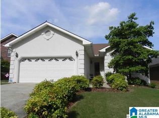 2604 Oak Village Dr E, Anniston, AL 36207