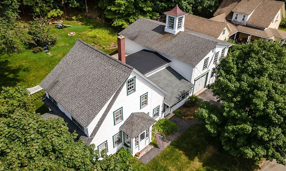 1st image of 10 Dunster Hill Rd