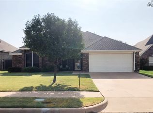 5450 Prairie Lace Ln, Wichita Falls, TX 76310