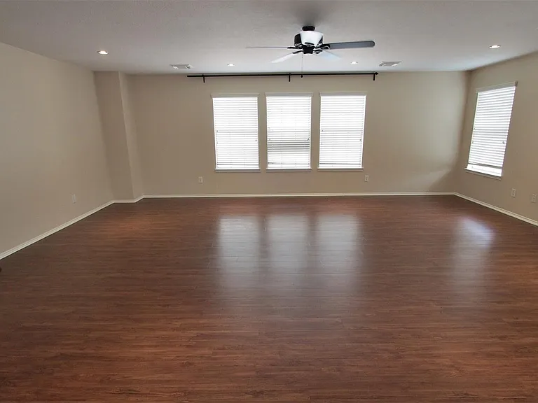 21211 Bridge Springs Ln — Photo 21