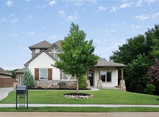 3008 Fallbrook Ave, Edmond, OK 73012