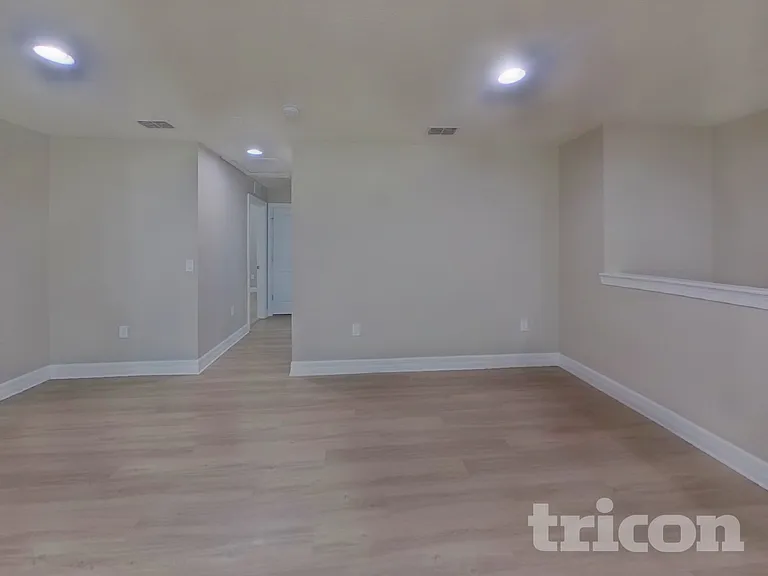 3604 Vega Creek Dr — Photo 16