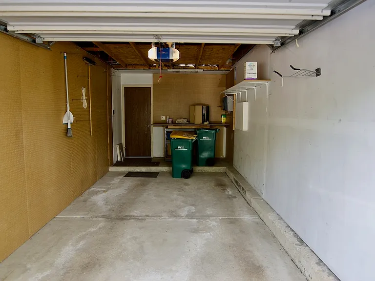1047 Auburn Ln — Photo 19