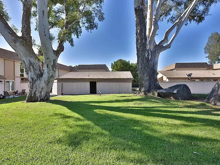 10334 Great Rock Rd — Photo 29