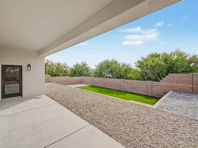 208 S Montgomery Pl — Photo 34
