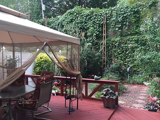 Rented by Limestone Realty Bklyn, LLC | media 24