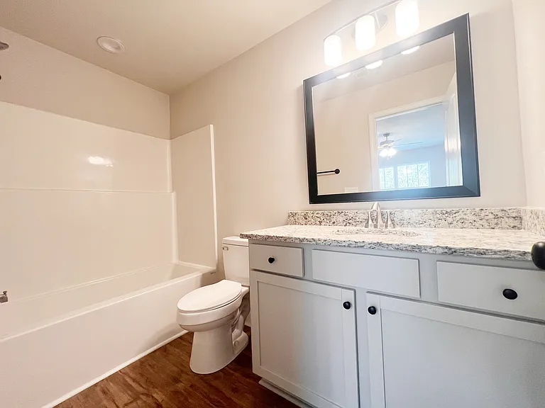 104 Keel Ln — Photo 15