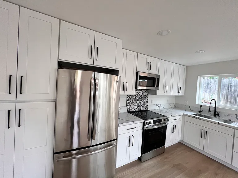 7120 Stanford Ave — Photo 8
