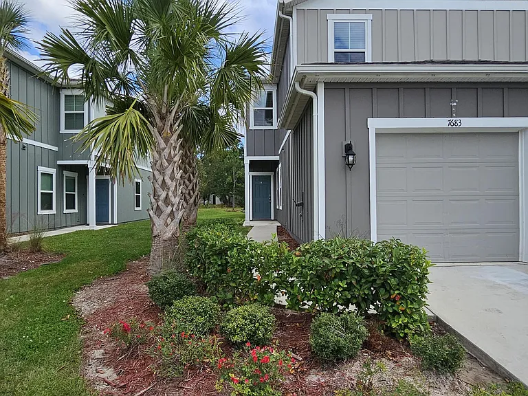 7683 Legacy Trl — Photo 2