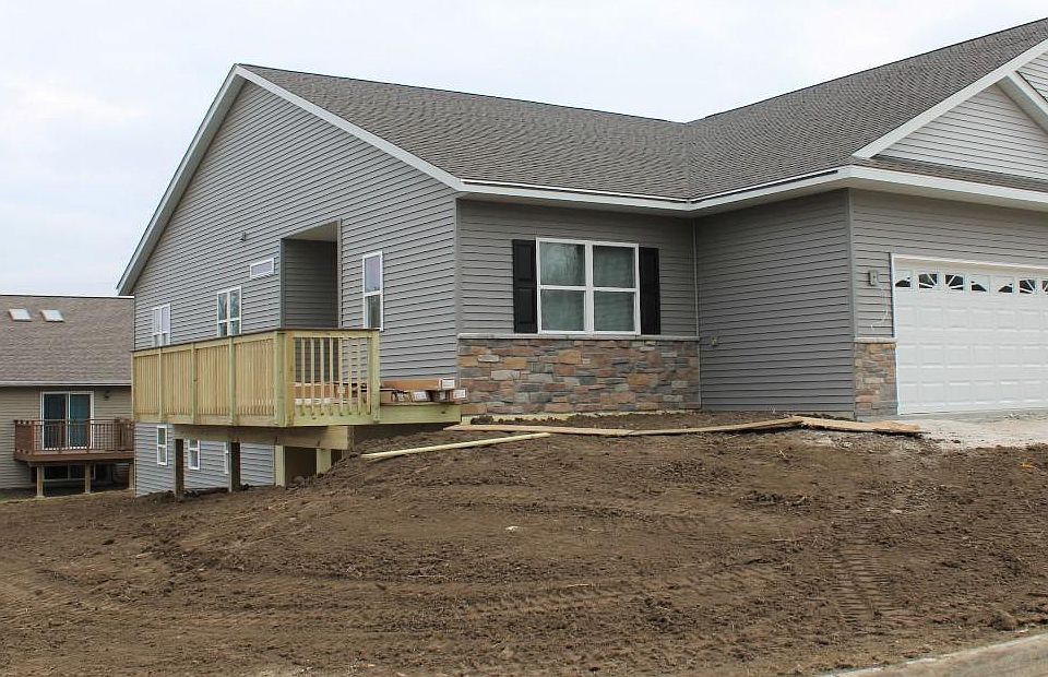 1st image of 211 Four Seasons Ln #15
