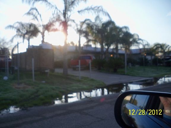 3rd image of 16707 Tuolumne St