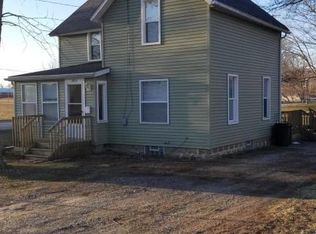1403 Harrison St, Lake Odessa, MI 48849