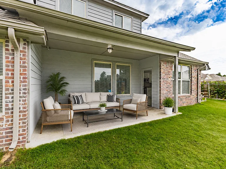 1301 W Elmira Pl — Photo 49