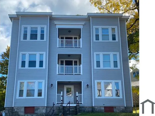 211 Dewey St APT 4, Worcester, MA 01610