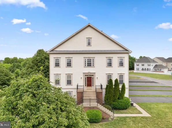 11762 Robert E Lee Dr, Bristow, VA 20136