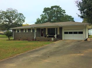 1741 Lake David Dr NW, Cullman, AL 35055