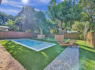 290 NW 53rd St, Miami, FL 33127