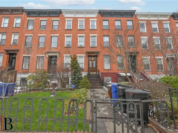 22 4th Pl, Brooklyn, NY 11231