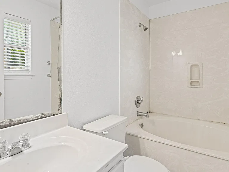 1509 Coriander Dr — Photo 9