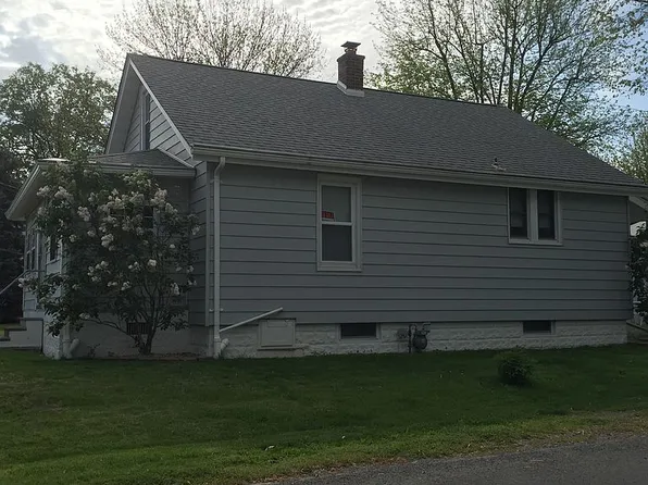 420 W Madison St, Millstadt, IL 62260