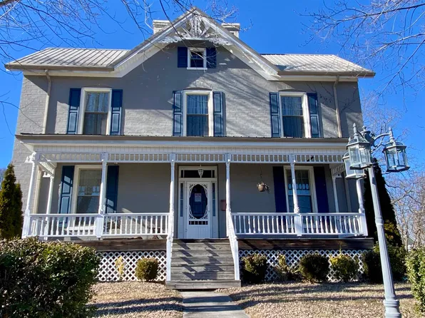 400 W Spiller St, Wytheville, VA 24382