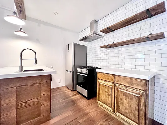 Rented by Compass | media 17