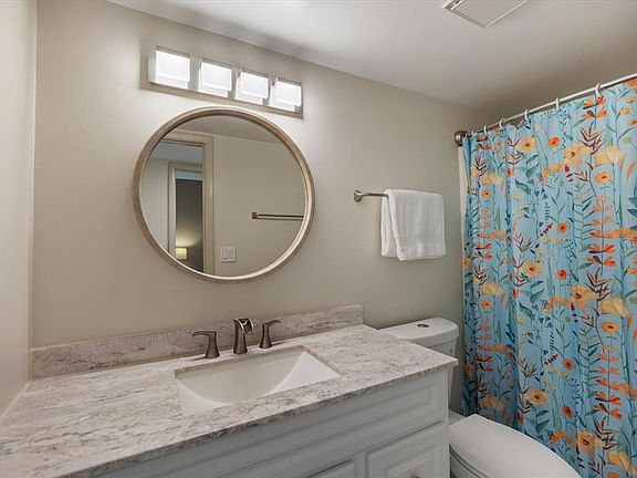 5th image of 1610 Stickney Point Rd #1