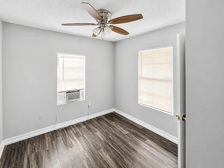 2714 Kavasar Dr — Photo 19