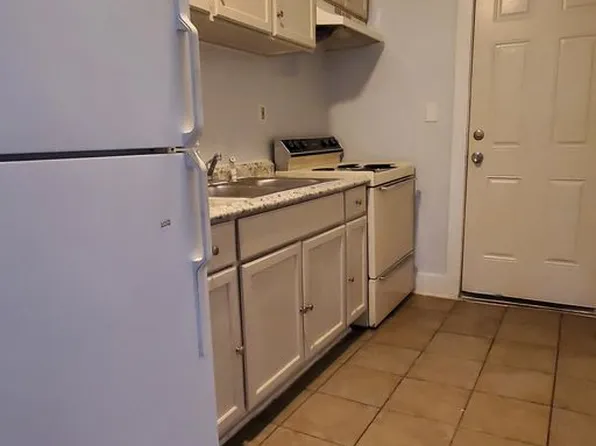 Benton Blvd 2-Bed