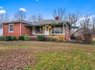 36146 Chestnut Ridge Rd, North Ridgeville, OH 44039