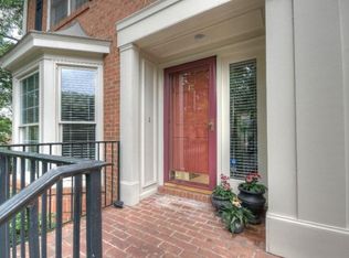 12 Mount Vernon Cir, Sandy Springs, GA 30338